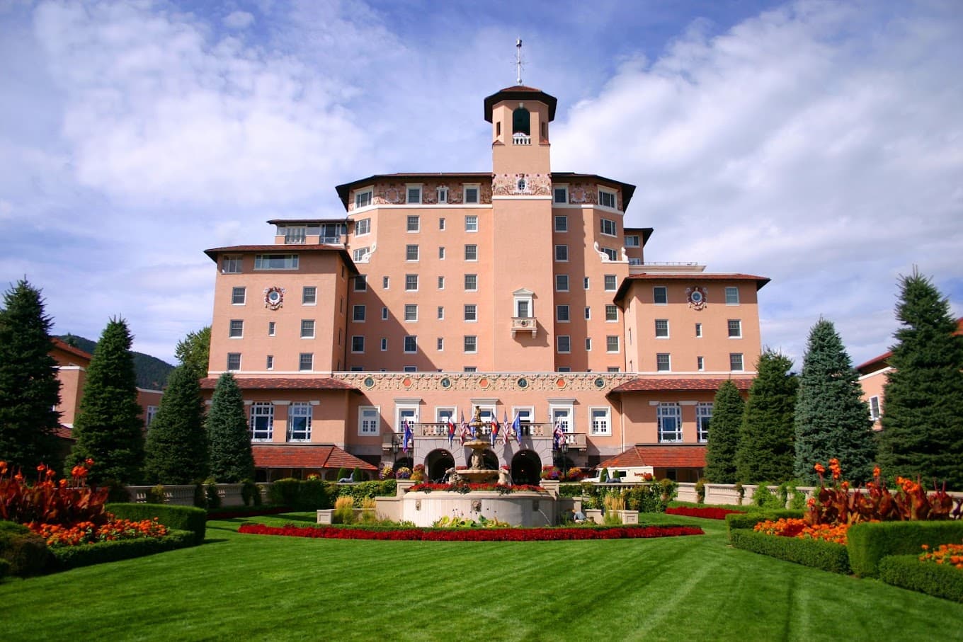 The Broadmoor Hotel